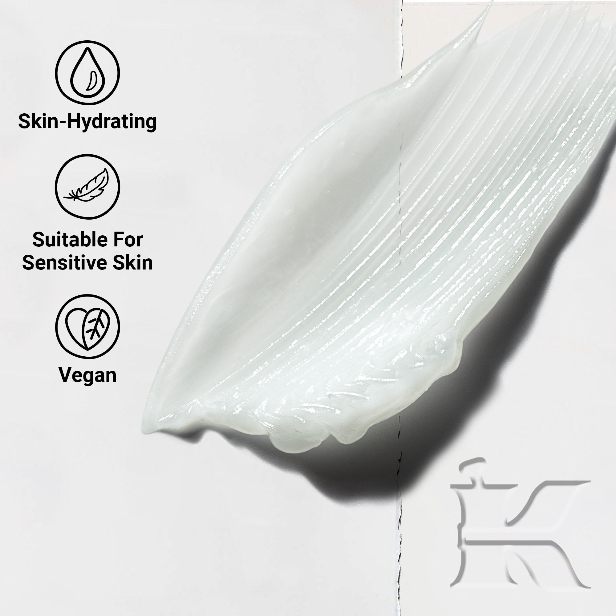 Krupni plan teksture Lip Balm #1 balzama koji prikazuje kremastu, hidratantnu formulu dizajniranu za vlaženje usana.