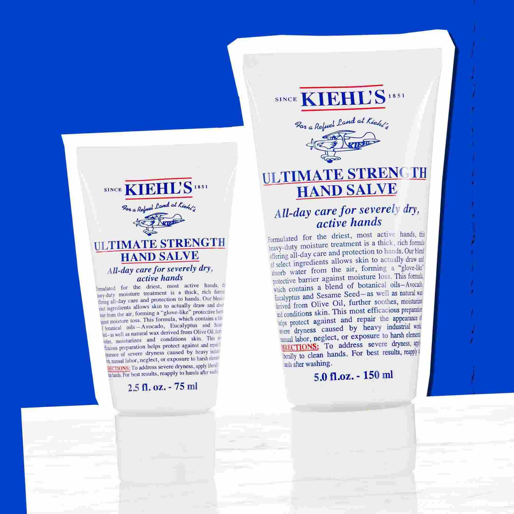 Dve tube Kiehl's Ultimate Strength Hand Salve koje prikazuju dostupne veličine