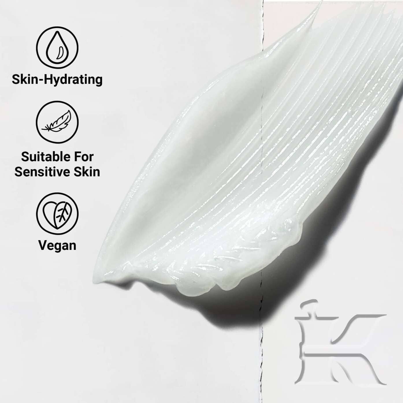 Krupni plan teksture Lip Balm #1 balzama koji prikazuje kremastu, hidratantnu formulu dizajniranu za vlaženje usana.