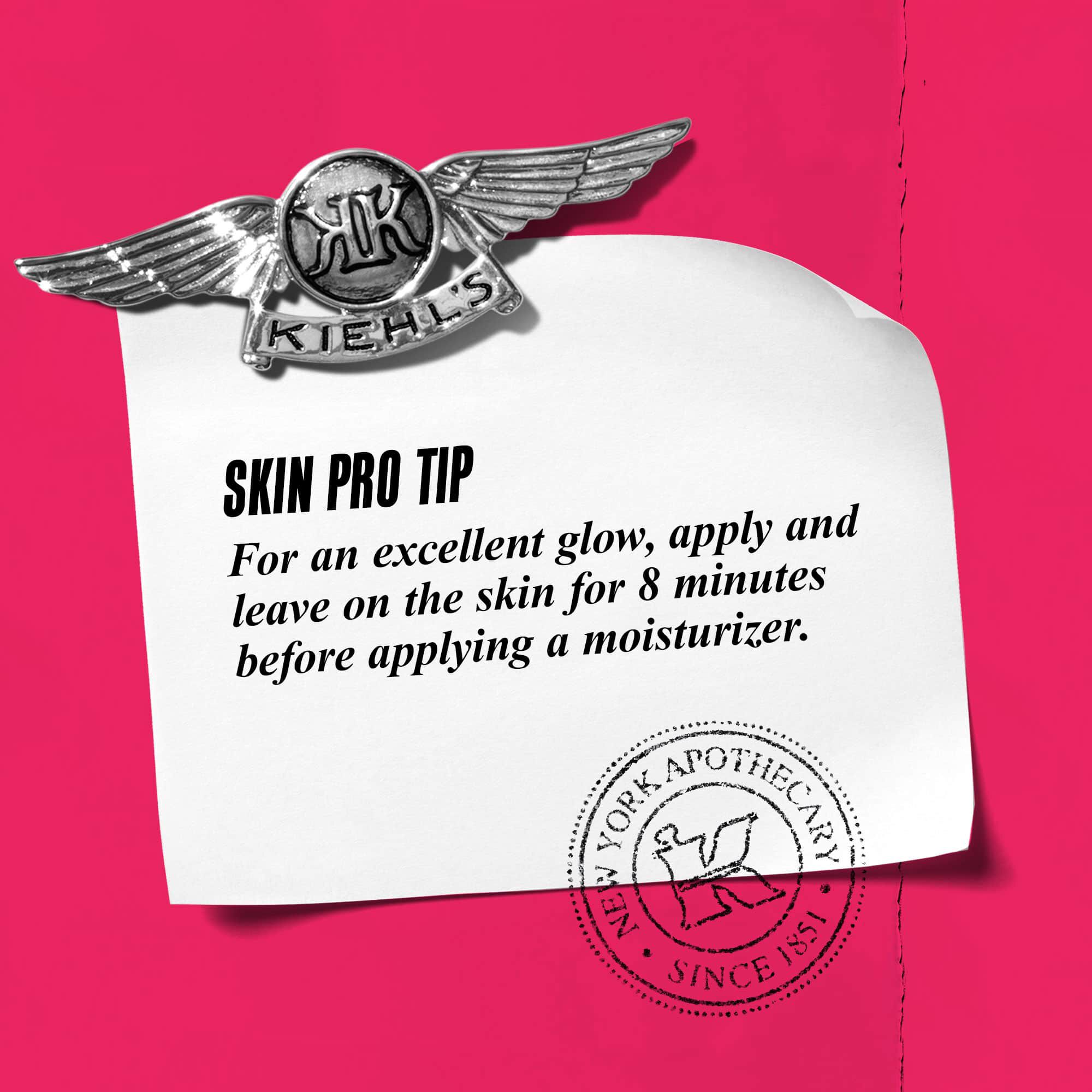 Prikaz sa tekstom: „Stručni savet: Za odličan sjaj, nanesite i ostavite na koži 5 minuta pre nanošenja hidratantne kreme.”