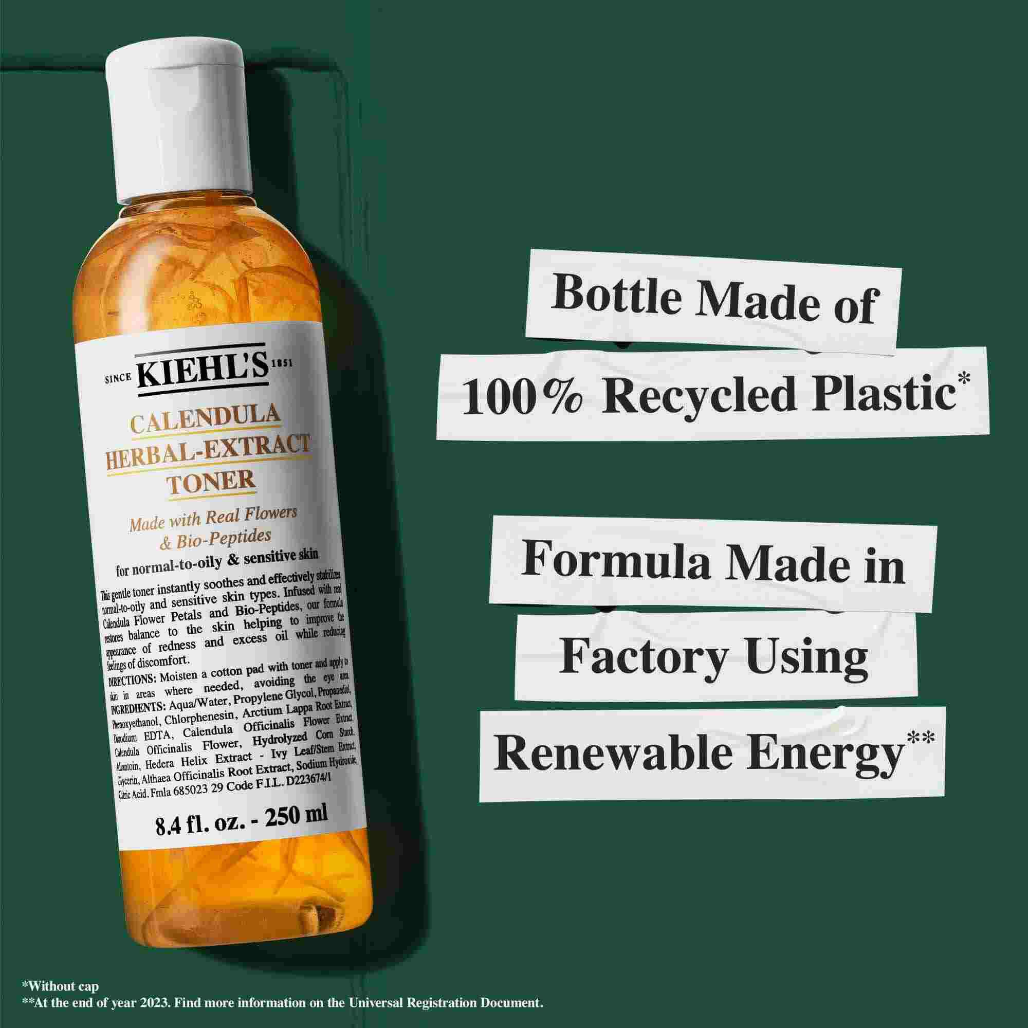 Bočica Calendula Herbal-Extract tonera sa tekstom koji ističe karakteristike održivosti: "Bočica napravljena od 100% reciklirane plastike" i "Formula proizvedena u fabrici koja koristi obnovljivu energiju."